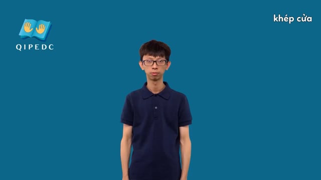 khép cửa