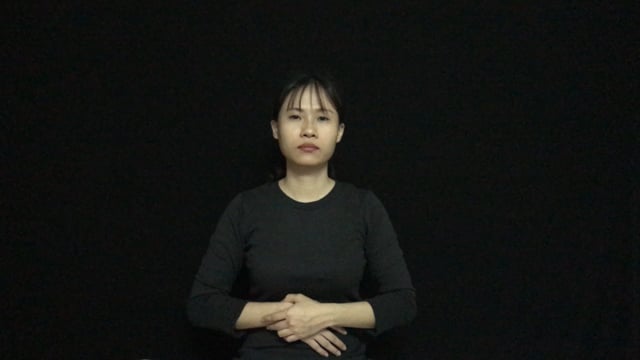 ngại ngùng / rụt rè / nhút nhát