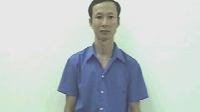 đầu tiên
